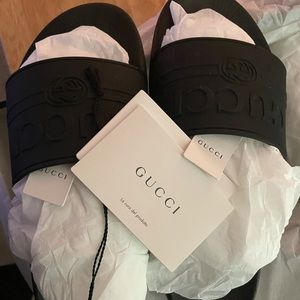 Gucci pool slides